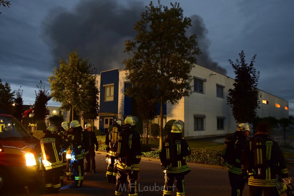 Grossbrand Halle Troisdorf Kriegsdorf Junkersring P407.JPG - Miklos Laubert